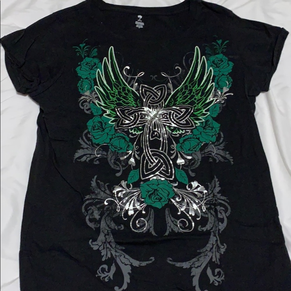 Black graphic tee shirt